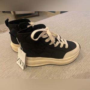 Zara kids Quilted high top sneakers